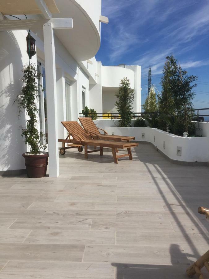 Apartamento Del Paraiso エステポナ エクステリア 写真